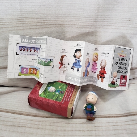 Hallmark Peanuts Charlie Brown A Snoopy Christmas Ornament Bob Siedler 1999 Box - Picture 10 of 10